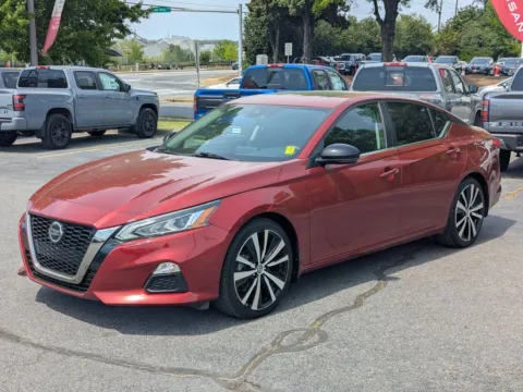 Another view of 2020 Nissan Altima 2.0 SR for sale in Kennesaw, GA at Town Center Nissan