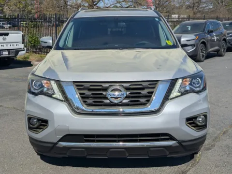 Photos of 2020 Nissan Pathfinder Platinum for sale in Kennesaw, GA at Town Center Nissan