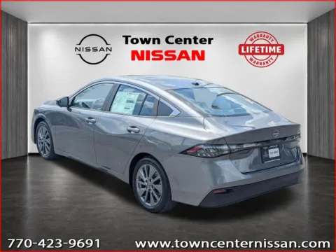 More photos of 2026 Nissan Sentra SL at Town Center Nissan, GA