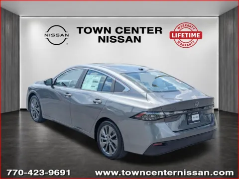 More photos of 2026 Nissan Sentra SL at Town Center Nissan, GA