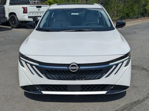 Photos of 2026 Nissan Sentra SL for sale in Kennesaw, GA at Town Center Nissan