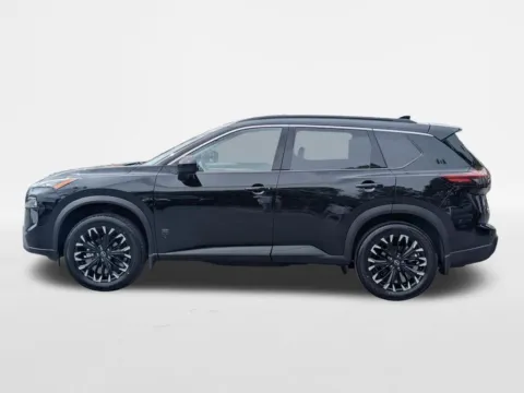 More photos of 2026 Nissan Rogue Dark Armor at Town Center Nissan, GA