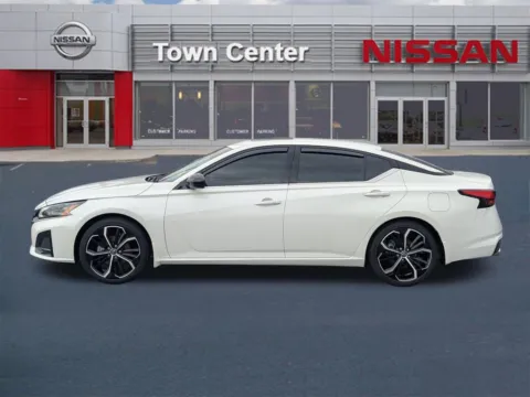 More photos of 2024 Nissan Altima 2.5 SR at Town Center Nissan, GA