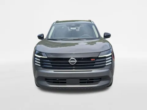 Photos of 2026 Nissan Kicks SR for sale in Kennesaw, GA at Town Center Nissan