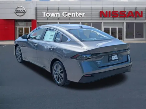 More photos of 2026 Nissan Sentra SL at Town Center Nissan, GA