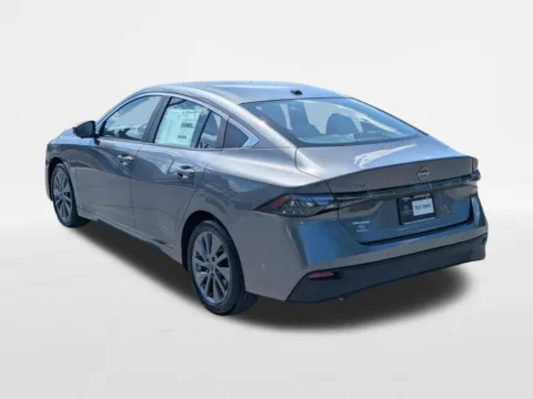 More photos of 2026 Nissan Sentra SL at Town Center Nissan, GA