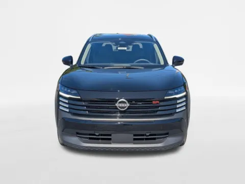 Photos of 2026 Nissan Kicks SR for sale in Kennesaw, GA at Town Center Nissan