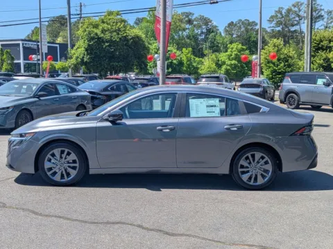 More photos of 2026 Nissan Sentra SL at Town Center Nissan, GA