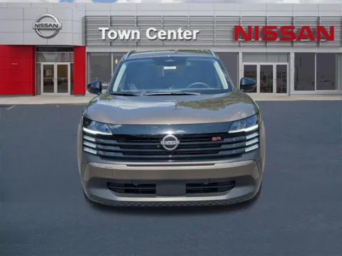 Photos of 2026 Nissan Kicks SR for sale in Kennesaw, GA at Town Center Nissan