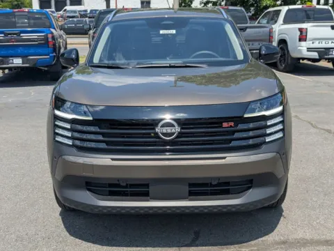 Photos of 2026 Nissan Kicks SR for sale in Kennesaw, GA at Town Center Nissan