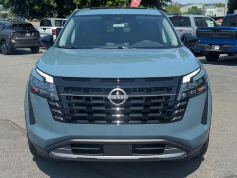 Photos of 2026 Nissan Pathfinder SL for sale in Kennesaw, GA at Town Center Nissan