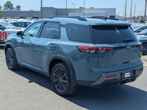 More photos of 2026 Nissan Pathfinder SL at Town Center Nissan, GA