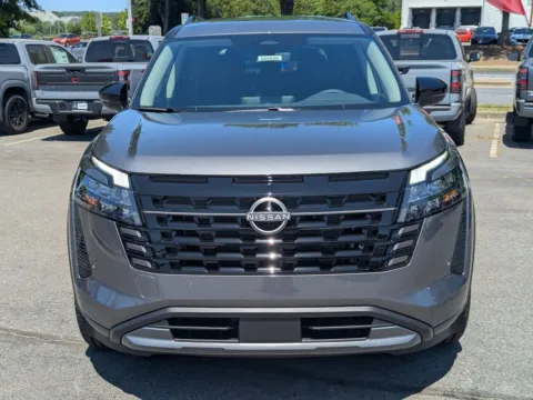 Photos of 2026 Nissan Pathfinder SL for sale in Kennesaw, GA at Town Center Nissan