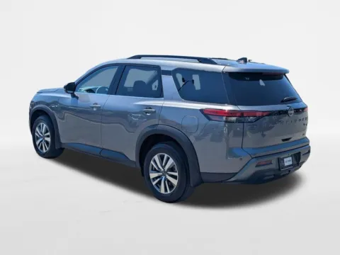 More photos of 2026 Nissan Pathfinder SL at Town Center Nissan, GA