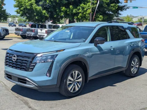 Another view of 2026 Nissan Pathfinder SL for sale in Kennesaw, GA at Town Center Nissan