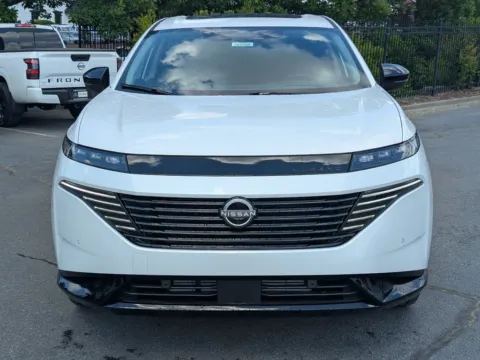 Photos of 2026 Nissan Murano Platinum for sale in Kennesaw, GA at Town Center Nissan