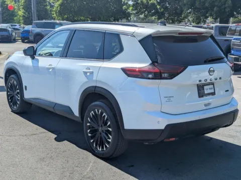 More photos of 2026 Nissan Rogue Dark Armor at Town Center Nissan, GA
