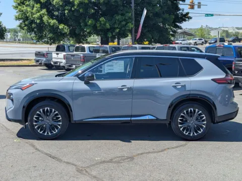 More photos of 2026 Nissan Rogue Platinum at Town Center Nissan, GA