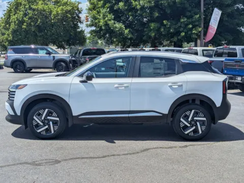 Photos of 2026 Nissan Kicks SV for sale in Kennesaw, GA at Town Center Nissan