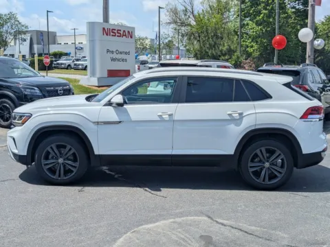 More photos of 2020 Volkswagen Atlas Cross Sport 3.6L V6 SE w/Technology R-Line at Town Center Nissan, GA