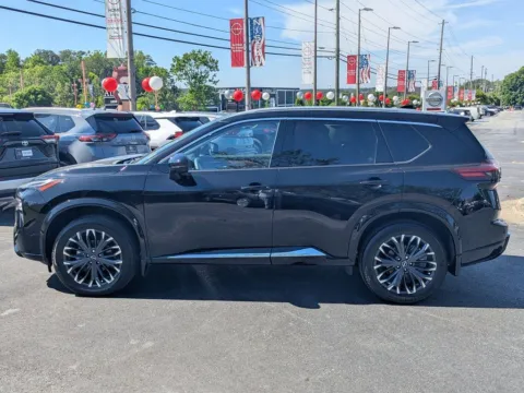 More photos of 2024 Nissan Rogue Platinum at Town Center Nissan, GA