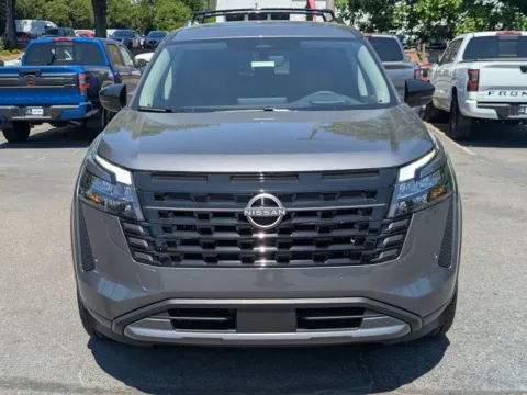 Photos of 2026 Nissan Pathfinder Platinum for sale in Kennesaw, GA at Town Center Nissan