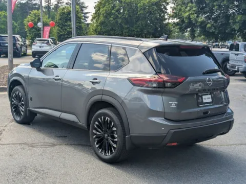 More photos of 2026 Nissan Rogue Dark Armor at Town Center Nissan, GA