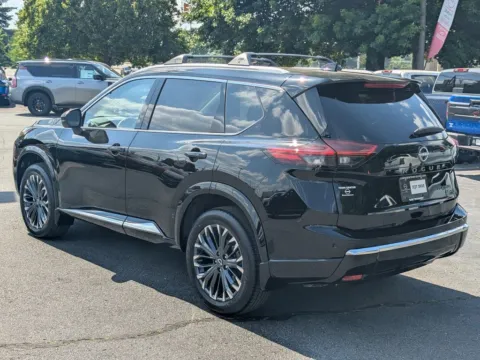 More photos of 2026 Nissan Rogue Platinum at Town Center Nissan, GA