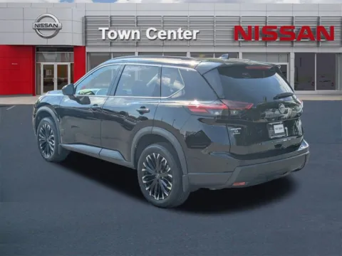 More photos of 2026 Nissan Rogue Dark Armor at Town Center Nissan, GA