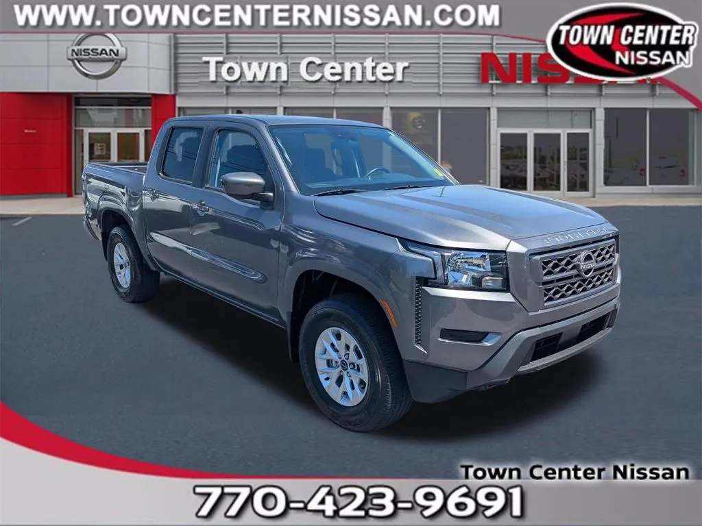 2024 Nissan Frontier SV Crew Cab 4X4 SWB's photo