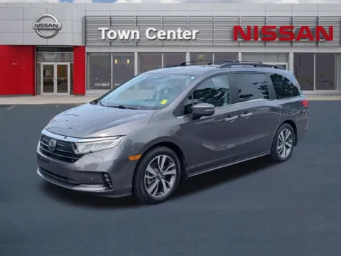 Another view of 2023 Honda Odyssey Touring for sale in Kennesaw, GA at Town Center Nissan