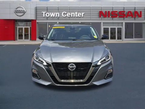 Photos of 2021 Nissan Altima 2.5 SR for sale in Kennesaw, GA at Town Center Nissan