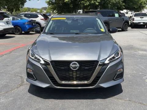 Photos of 2021 Nissan Altima 2.5 SR for sale in Kennesaw, GA at Town Center Nissan