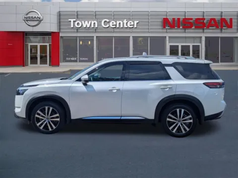 More photos of 2025 Nissan Pathfinder Platinum at Town Center Nissan, GA