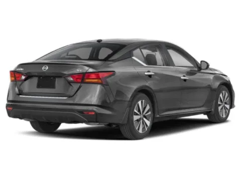 More photos of 2022 Nissan Altima 2.5 SV at Town Center Nissan, GA