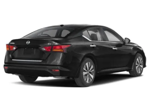 Photos of 2022 Nissan Altima 2.5 SV for sale in Kennesaw, GA at Town Center Nissan