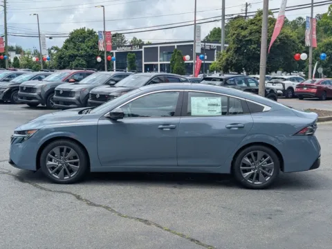 More photos of 2026 Nissan Sentra SL at Town Center Nissan, GA