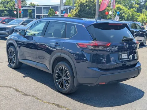 More photos of 2026 Nissan Rogue Dark Armor at Town Center Nissan, GA
