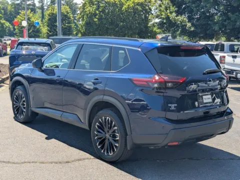 More photos of 2026 Nissan Rogue Dark Armor at Town Center Nissan, GA