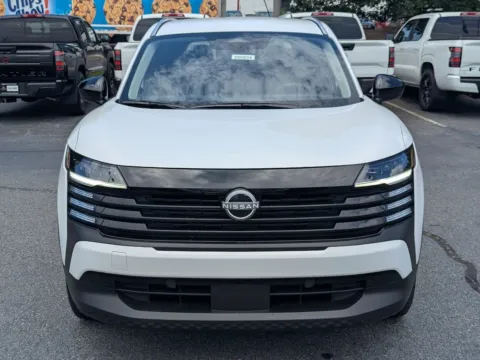 Photos of 2026 Nissan Kicks SV for sale in Kennesaw, GA at Town Center Nissan