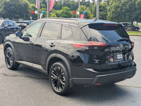 More photos of 2026 Nissan Rogue Dark Armor at Town Center Nissan, GA