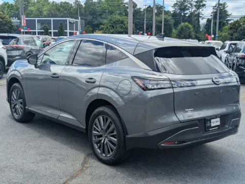 More photos of 2026 Nissan Murano SL at Town Center Nissan, GA