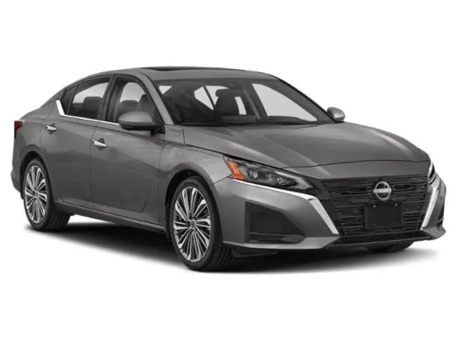 2024 Nissan Altima SL - Photo 9