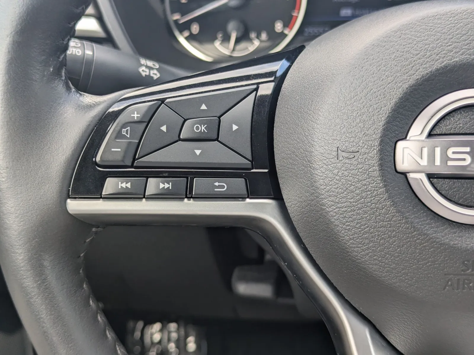 2024 Nissan Altima SL - Photo 21