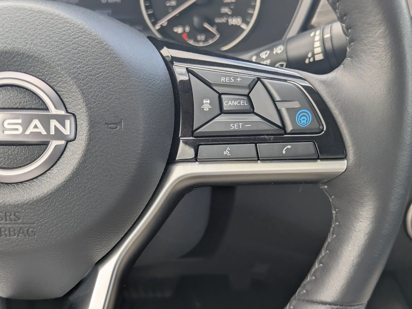 2024 Nissan Altima SL - Photo 22