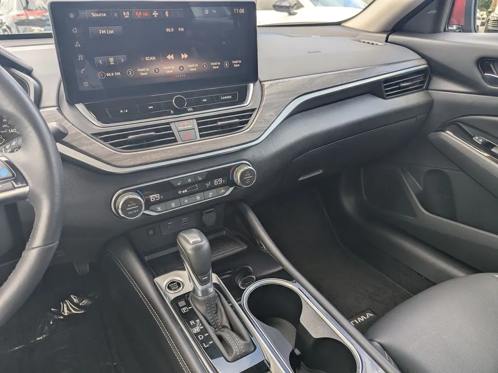 2024 Nissan Altima SL - Photo 24
