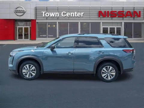 More photos of 2026 Nissan Pathfinder SL at Town Center Nissan, GA