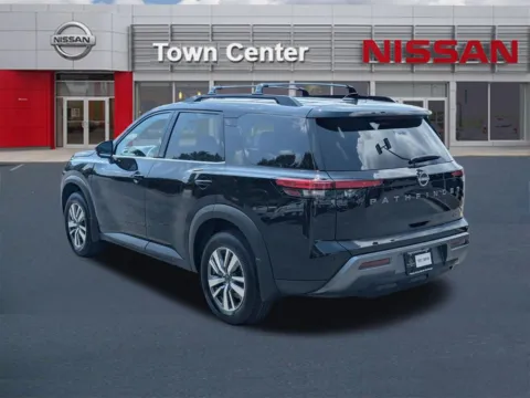 More photos of 2026 Nissan Pathfinder SL at Town Center Nissan, GA
