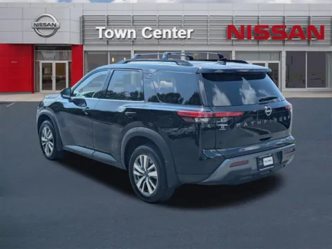 More photos of 2026 Nissan Pathfinder SL at Town Center Nissan, GA