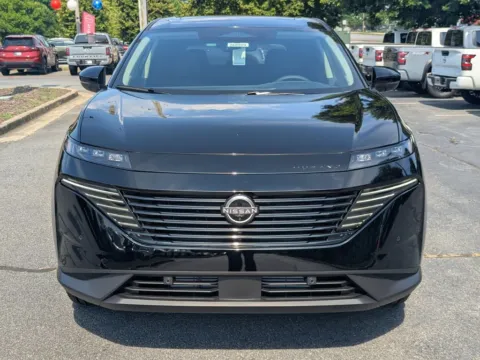 Photos of 2026 Nissan Murano SL for sale in Kennesaw, GA at Town Center Nissan